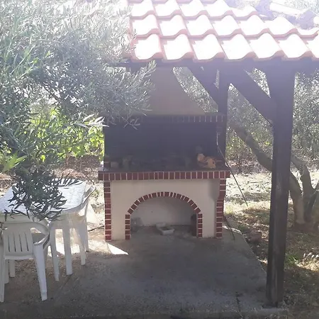 Earthly Paradise Villa *